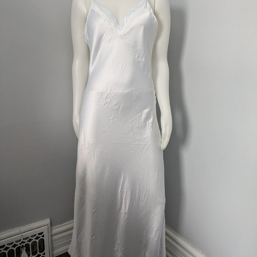 Nightgown